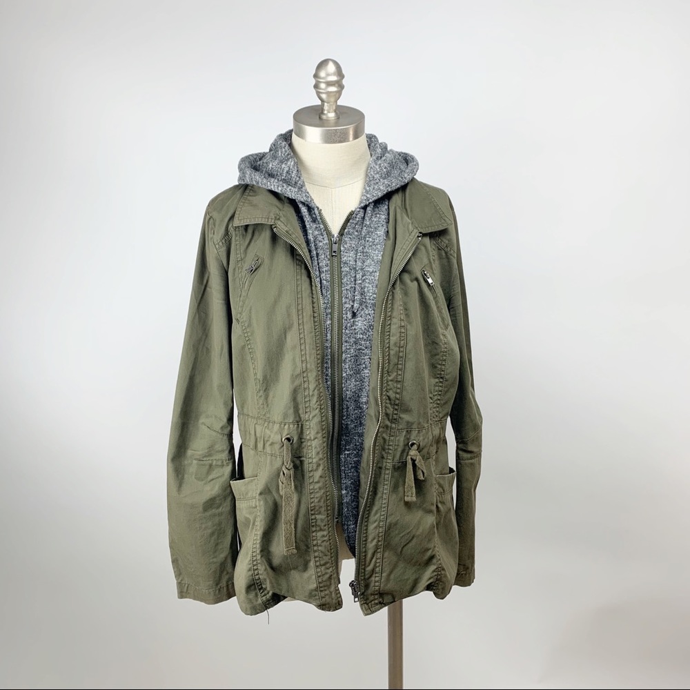 Love tree cotton green army jacket size Medium